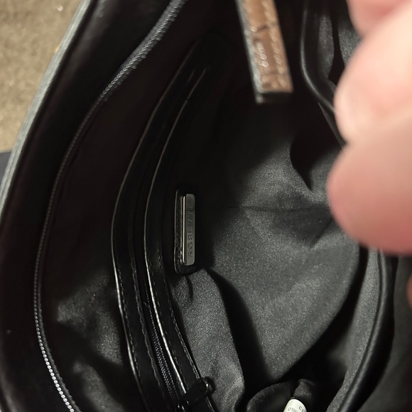 Rossetti Black Purse With Crocodile Embossed Pocket Crossbody bag NEW! - Picture 3 of 3